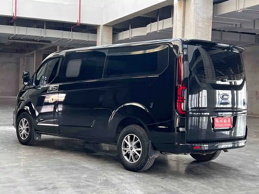 Ford Transit — миниатюра 24