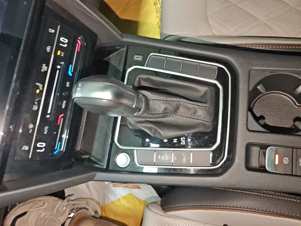 Volkswagen Magotan — миниатюра 14