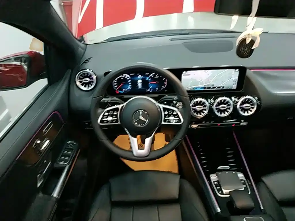 Mercedes-Benz B-Class — миниатюра 11