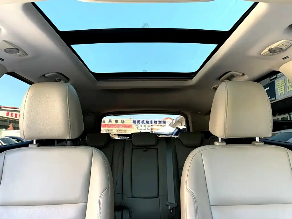 Ford Kuga — миниатюра 14