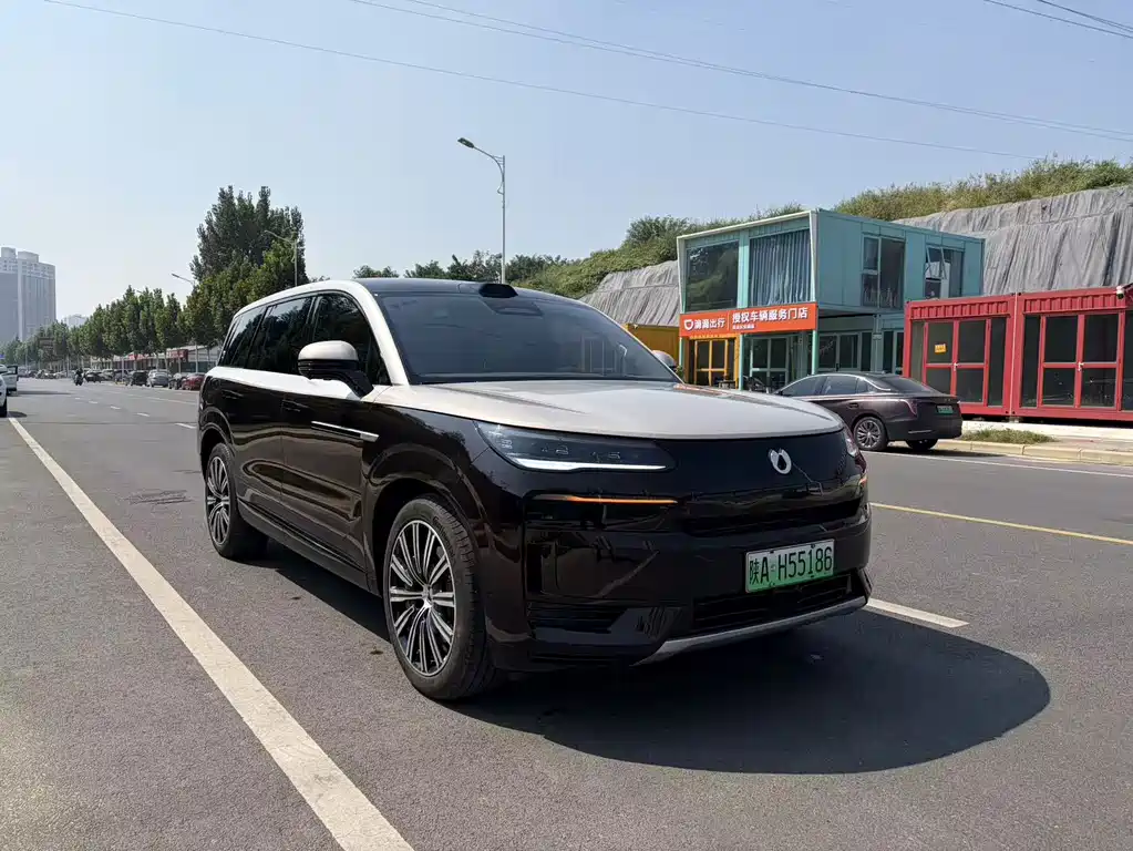 Denza Denza N9 — миниатюра 3
