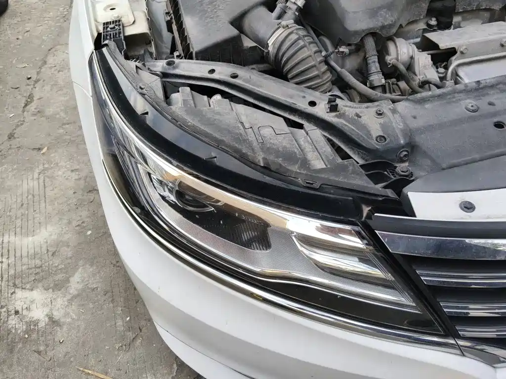 Roewe i6 Classic — миниатюра 7