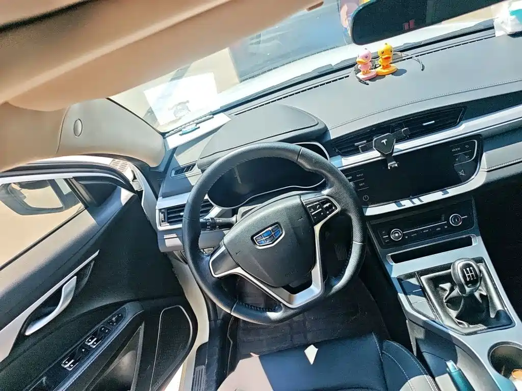 Geely Emgrand — миниатюра 3