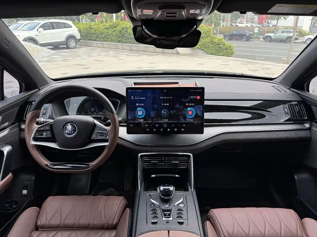 BYD Tang New Energy — миниатюра 7