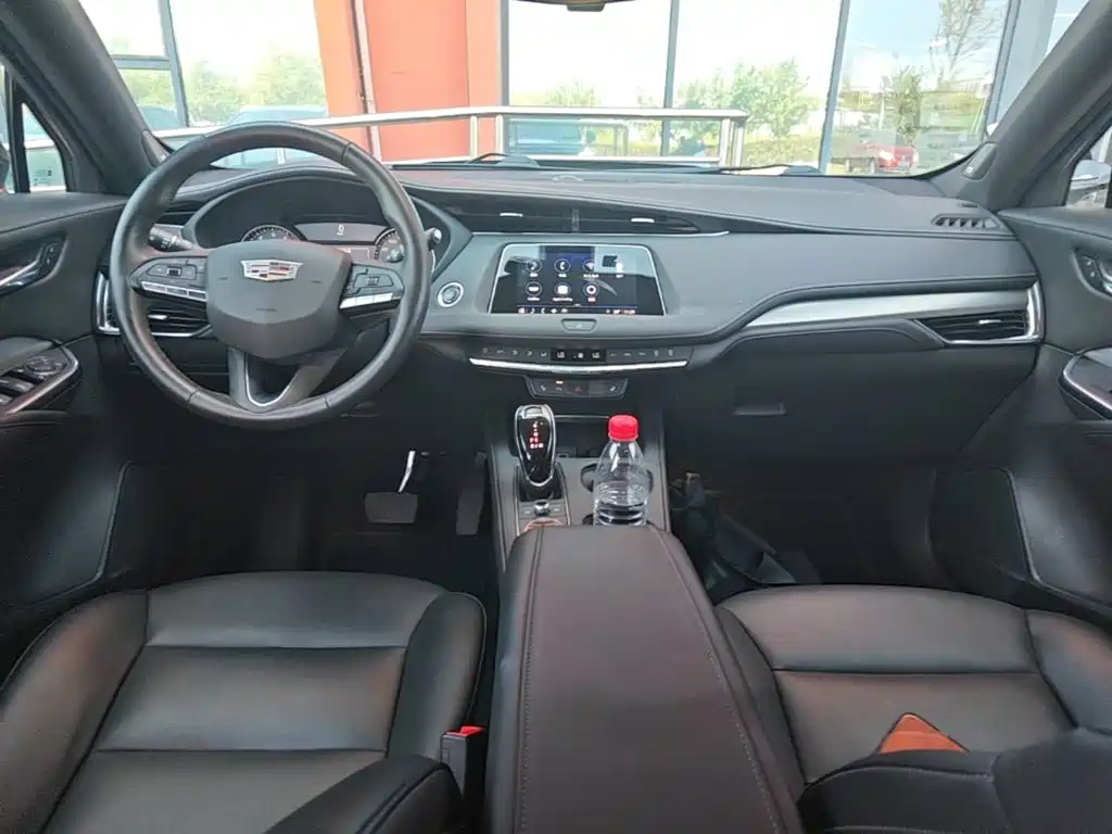 Cadillac XT4 — миниатюра 10