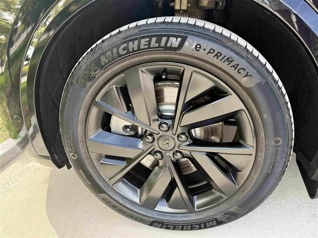 Li Auto Li L8 — миниатюра 23
