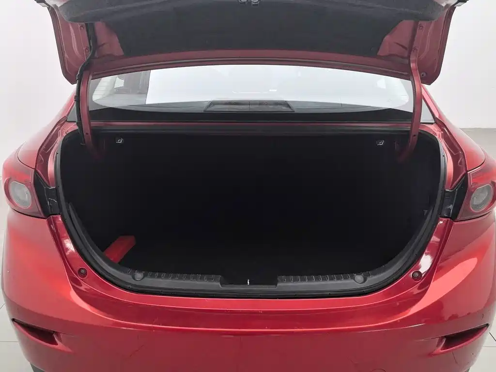 Mazda 3 Axela — миниатюра 16