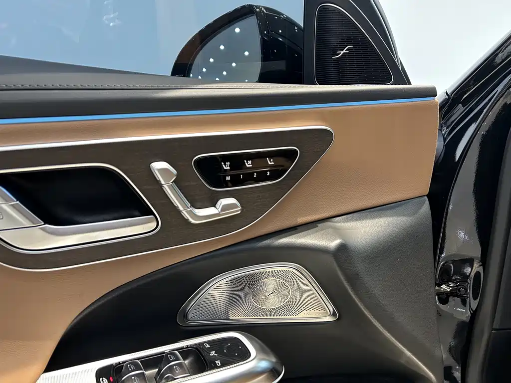Mercedes-Benz E-Class E 2025 E 300 L Luxury