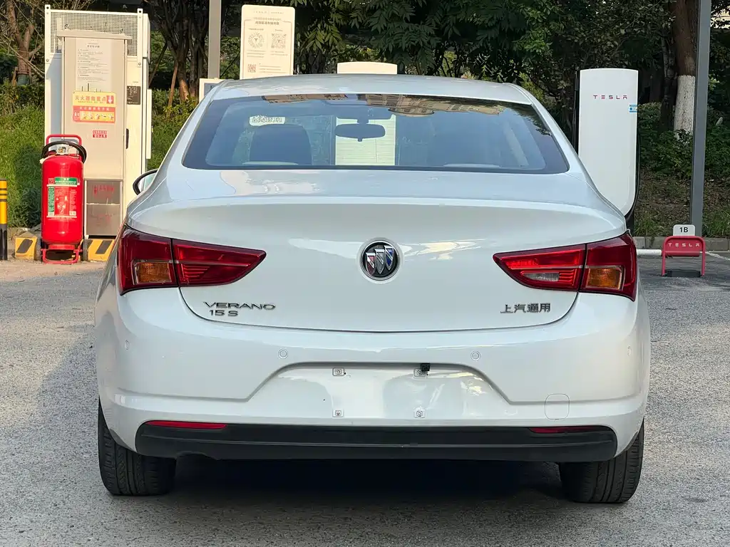 Buick Verano — миниатюра 6