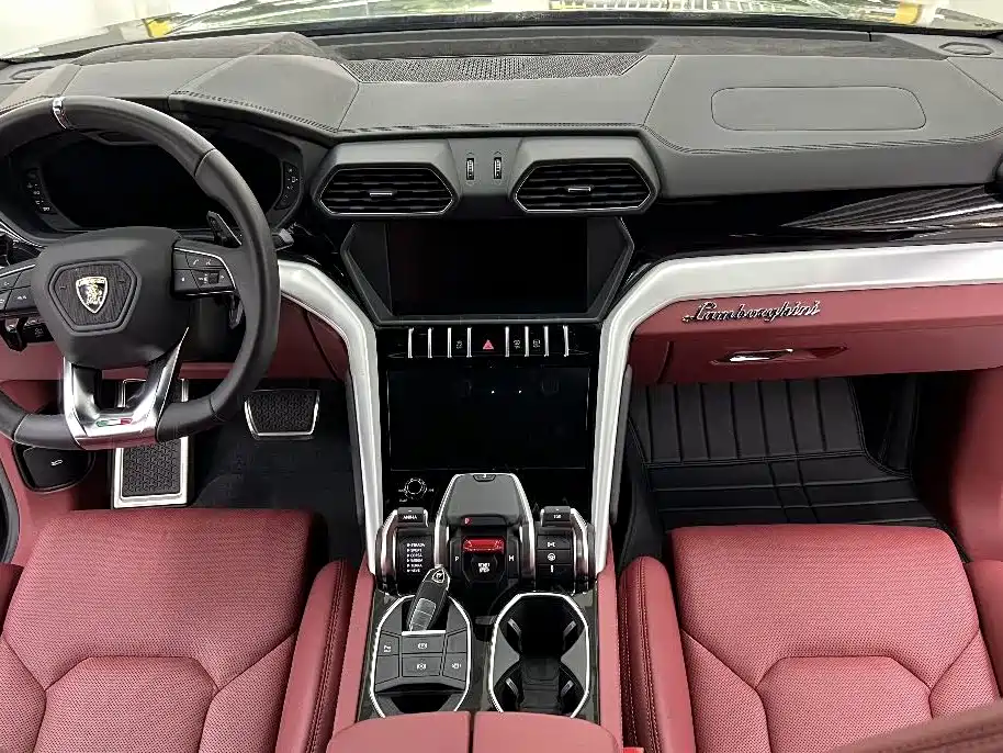 Lamborghini Urus — миниатюра 6