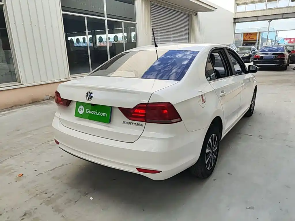 Volkswagen Santana — миниатюра 7