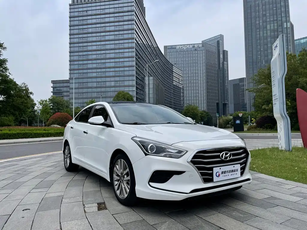 HYUNDAI NAME PICTURE