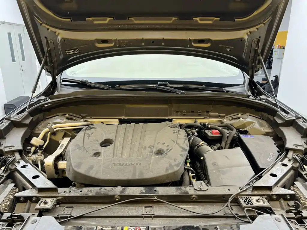 Volvo XC60 — миниатюра 11
