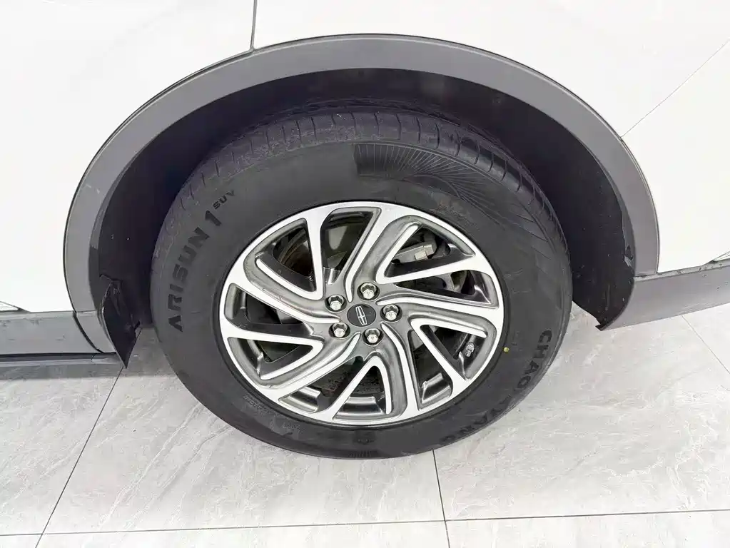 Lincoln Aviator — миниатюра 24