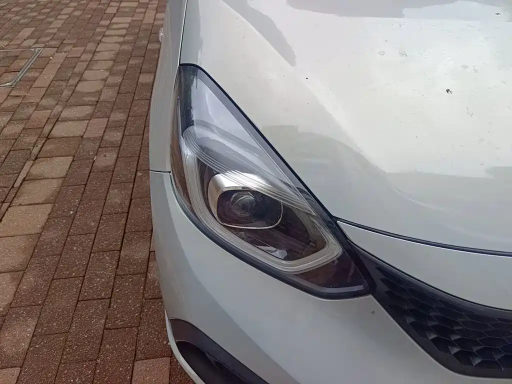 Honda Fit — миниатюра 7