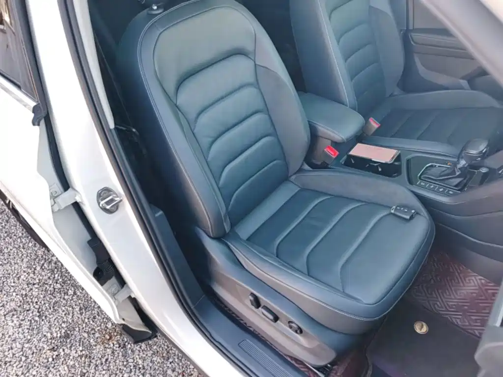 Volkswagen Tiguan L — миниатюра 25