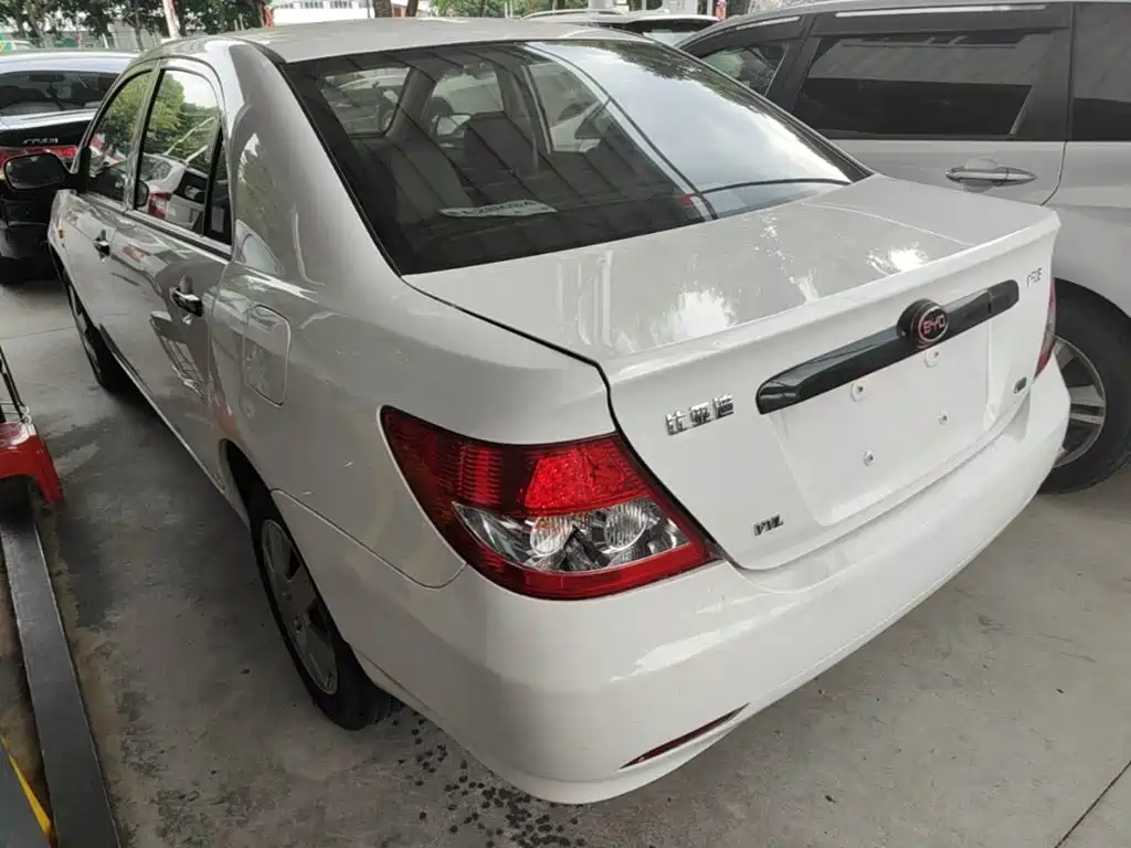 BYD F3 — миниатюра 5