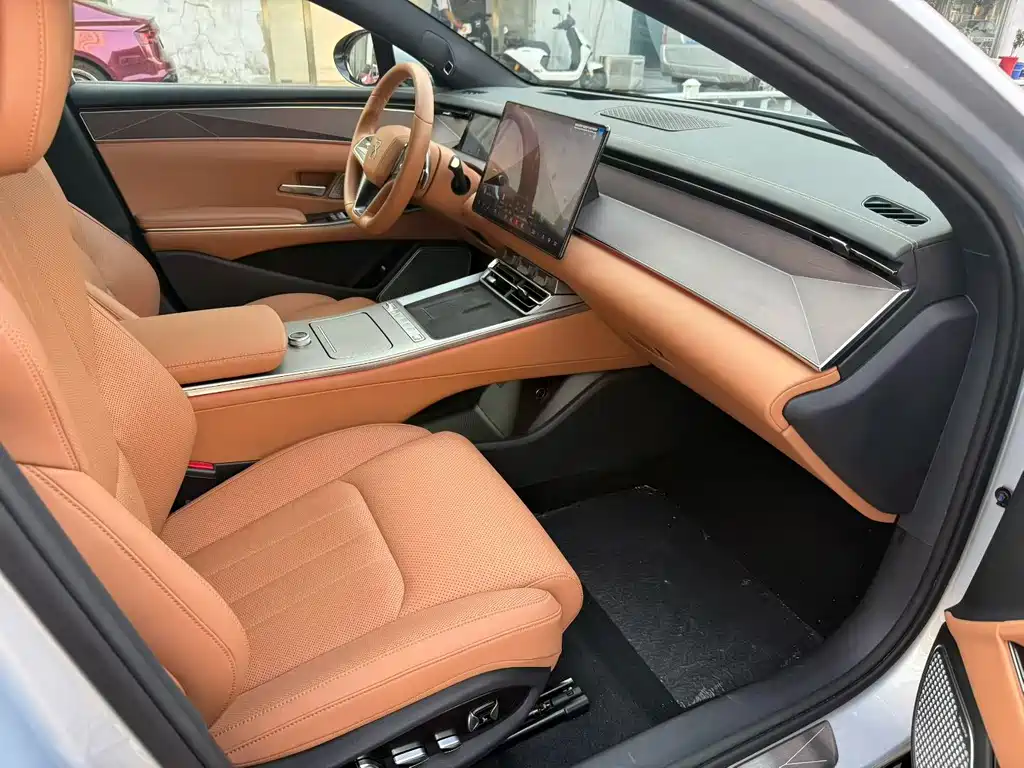 BYD Han L — миниатюра 6