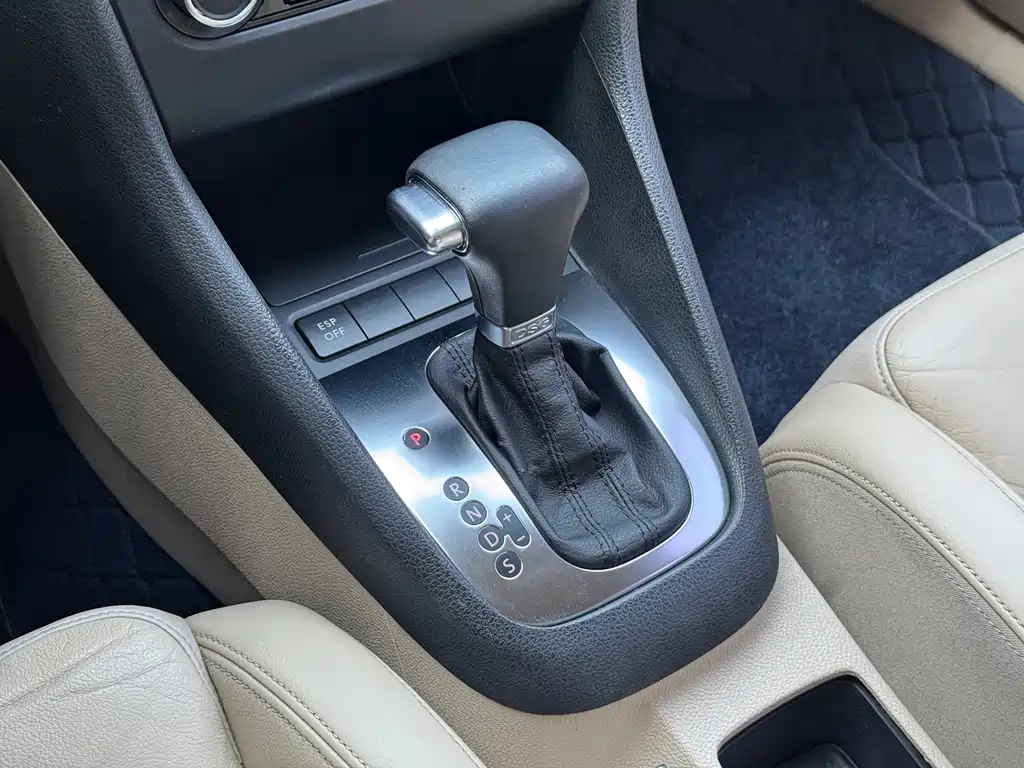 Volkswagen Golf — миниатюра 17