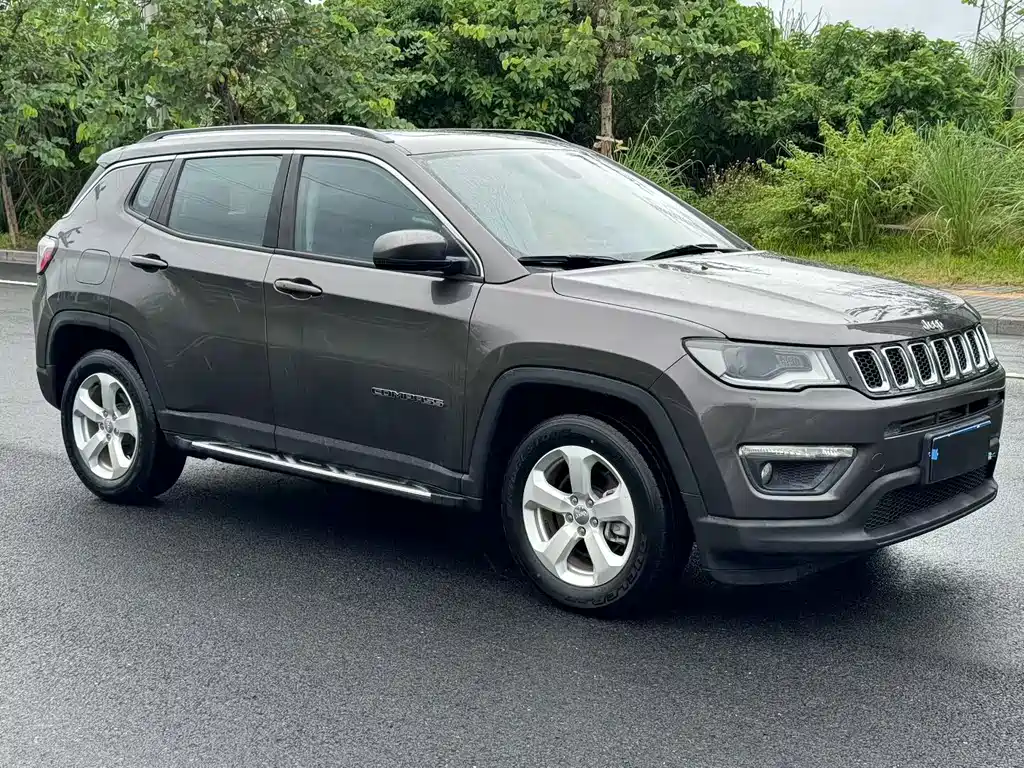 Jeep Compass — миниатюра 3