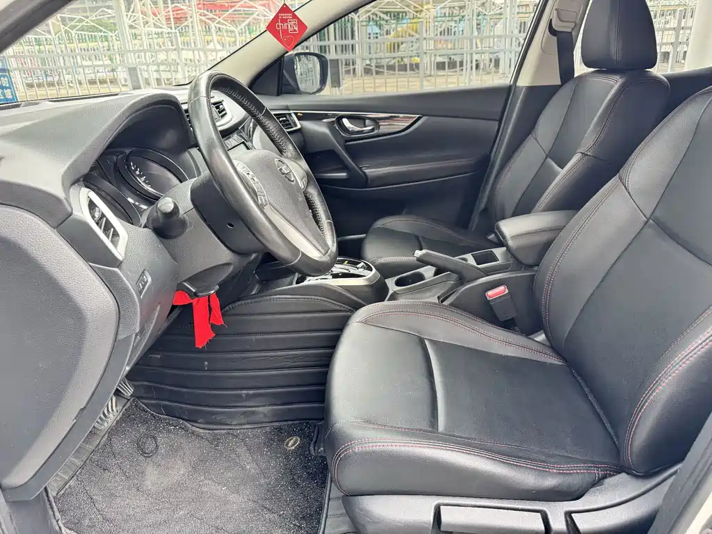Nissan Qashqai — миниатюра 14