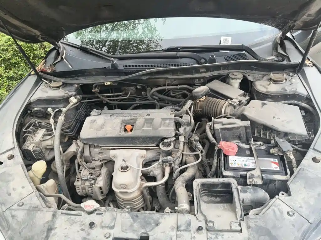 Honda Accord — миниатюра 16