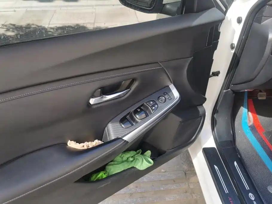 Nissan Sylphy — миниатюра 7