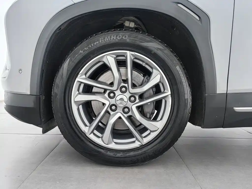 NIO ES6 — миниатюра 17