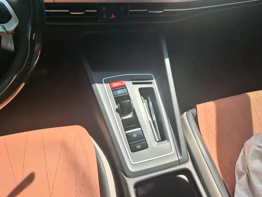 Volkswagen Golf — миниатюра 16