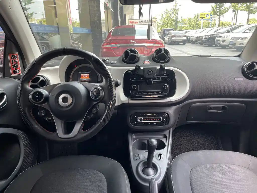 smart Smart Fortwo — миниатюра 10