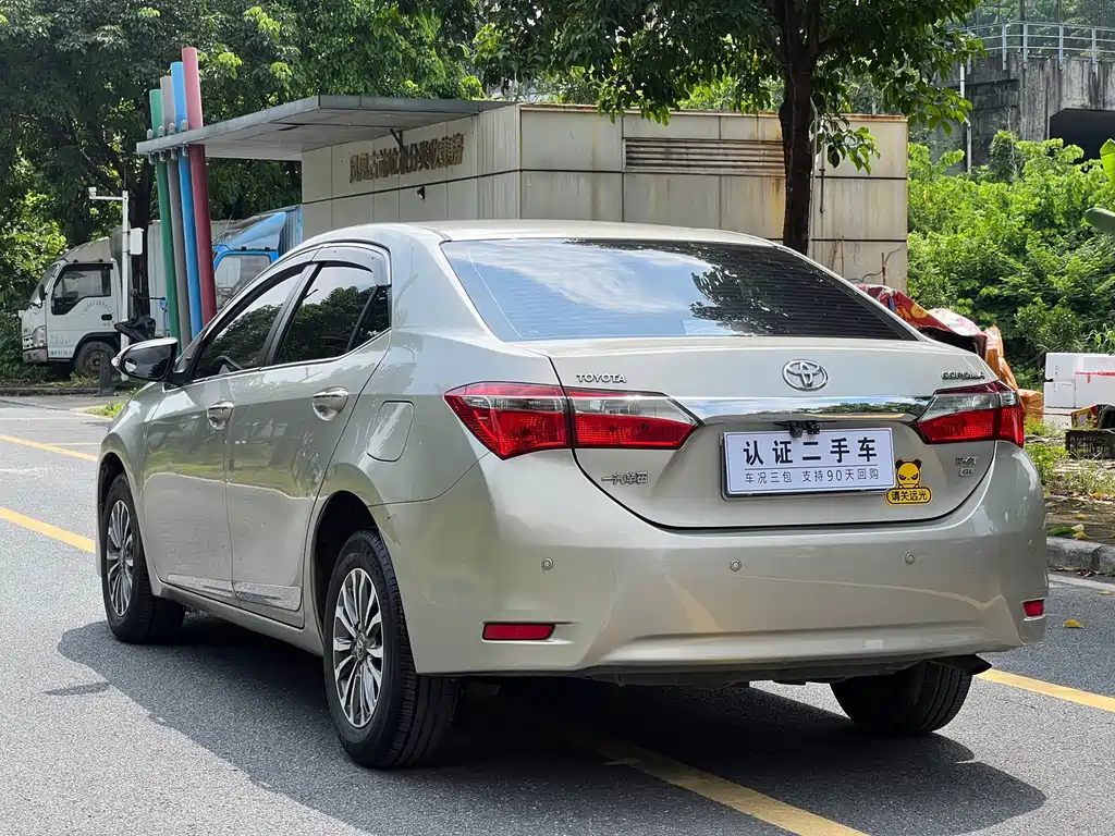 Toyota Corolla — миниатюра 7