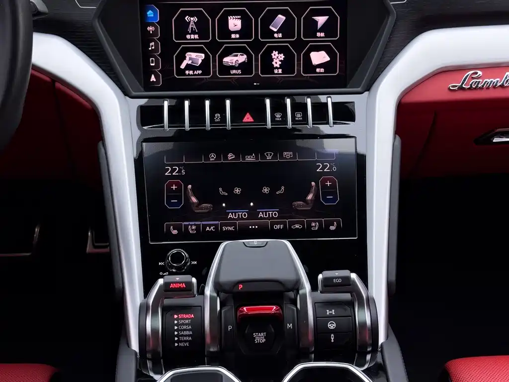 Lamborghini Urus — миниатюра 23