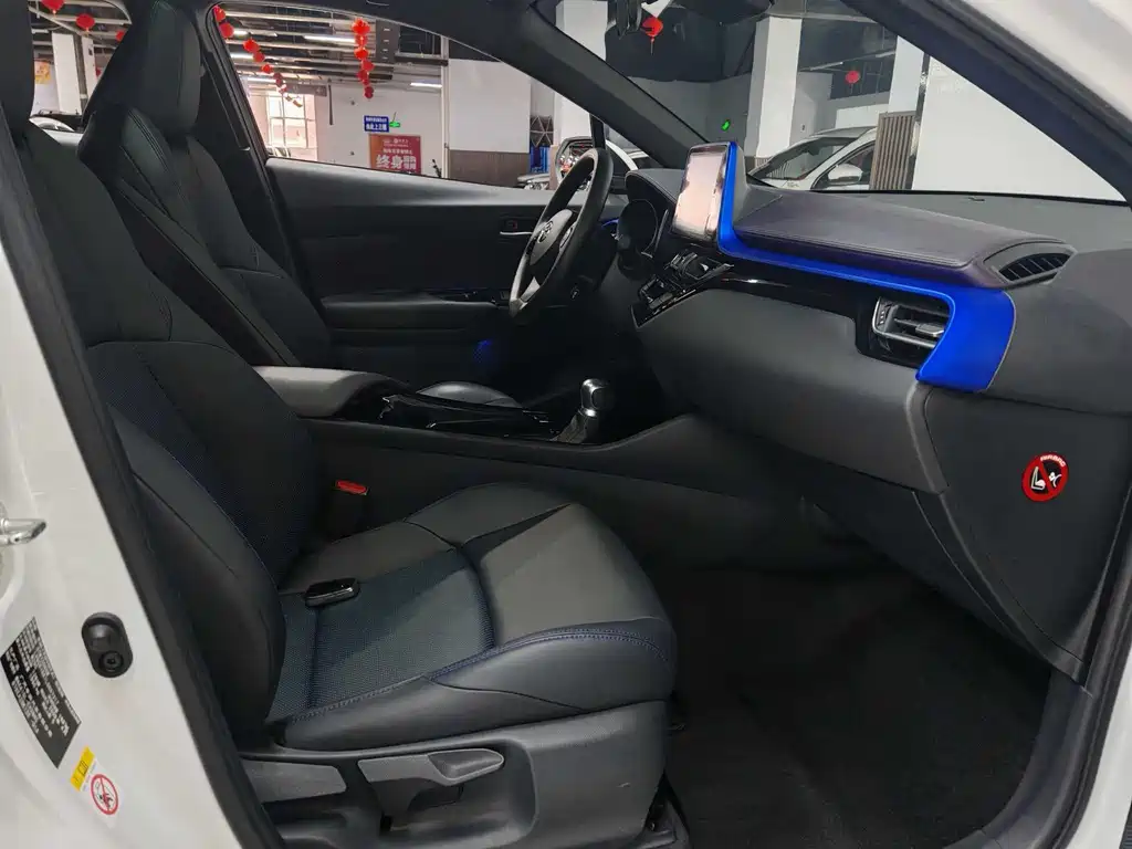 Toyota C-HR — миниатюра 15
