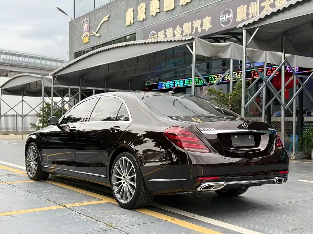 Mercedes-Benz S-Class — миниатюра 7