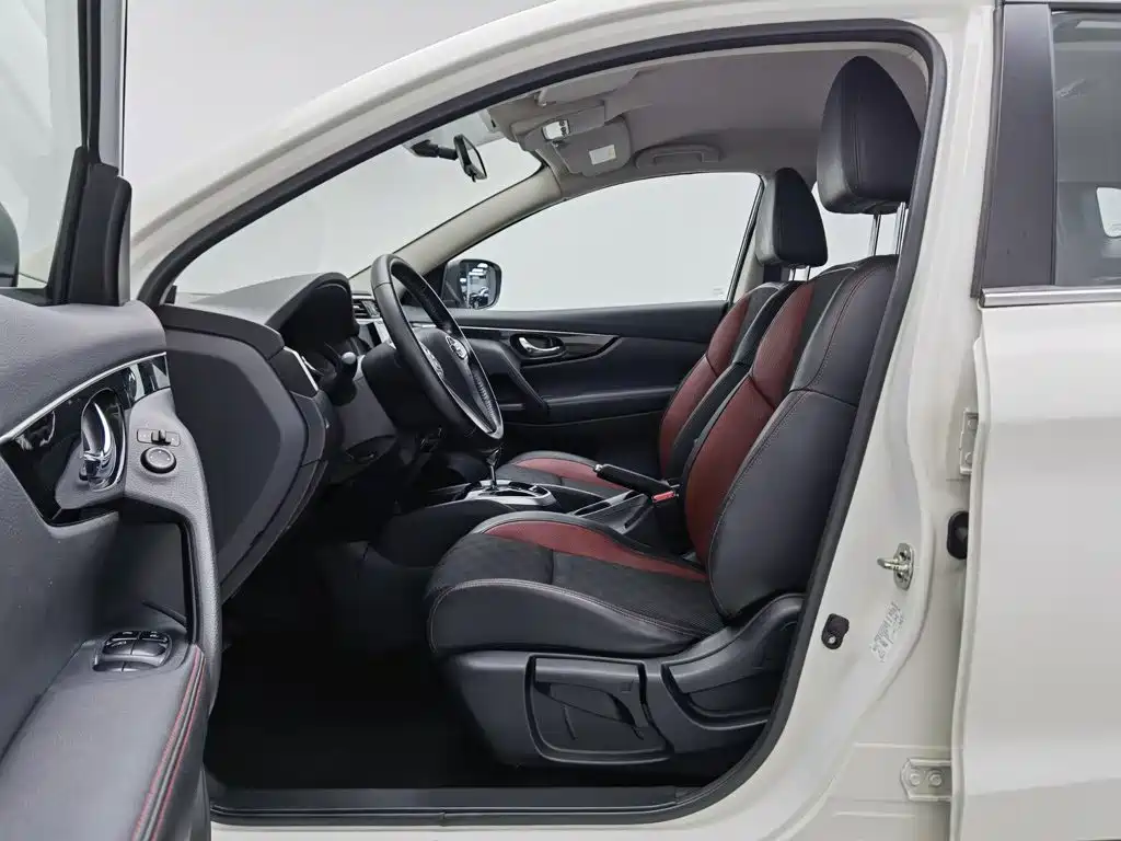 Nissan Qashqai — миниатюра 10