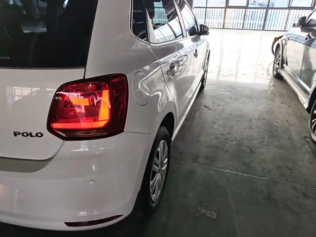 Volkswagen Polo — миниатюра 8
