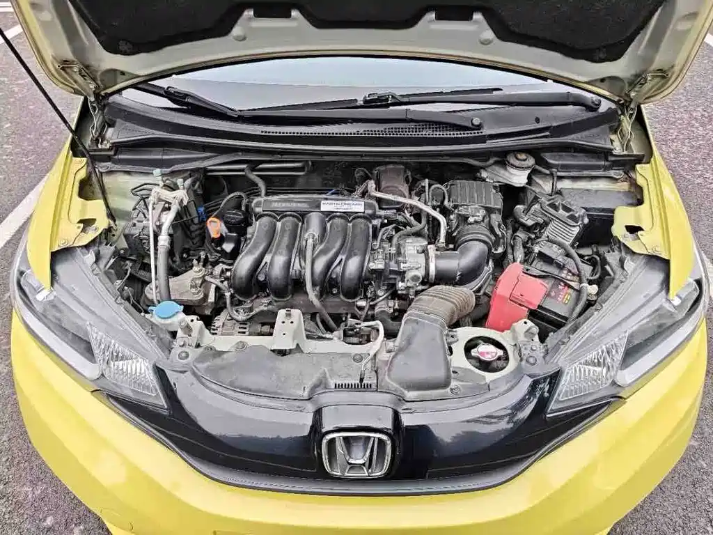 Honda Fit — миниатюра 9
