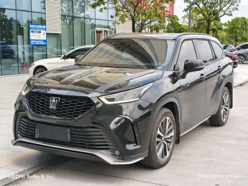 Toyota Crown Kluger