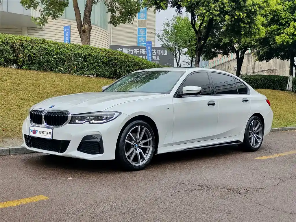 BMW 3 Series 2022