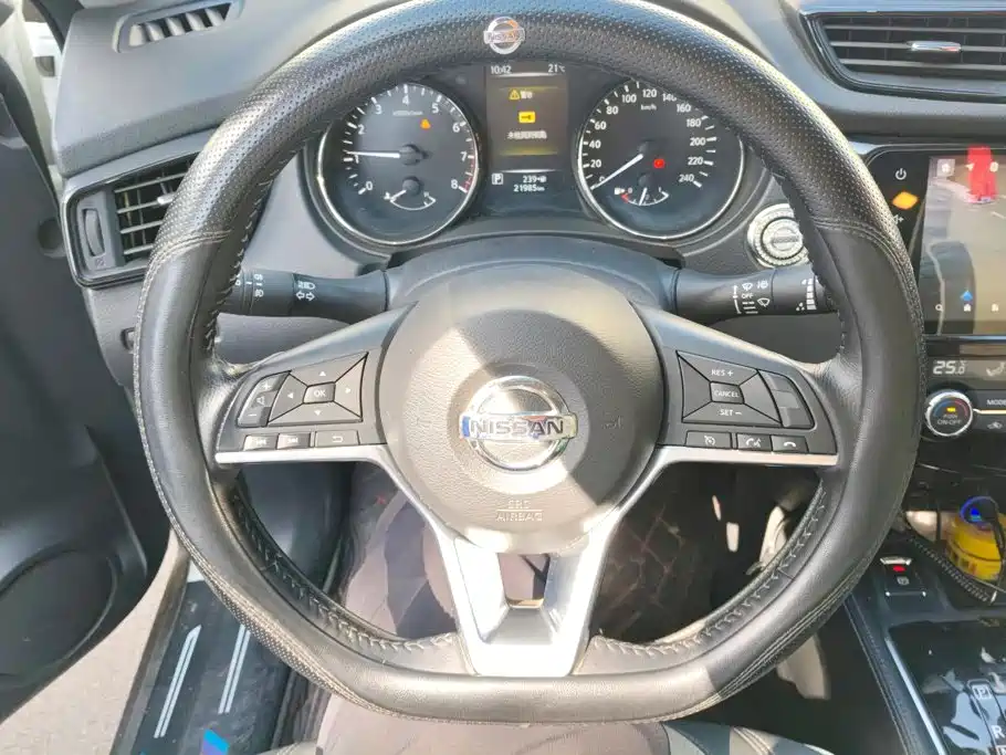 Nissan X-Trail — миниатюра 15
