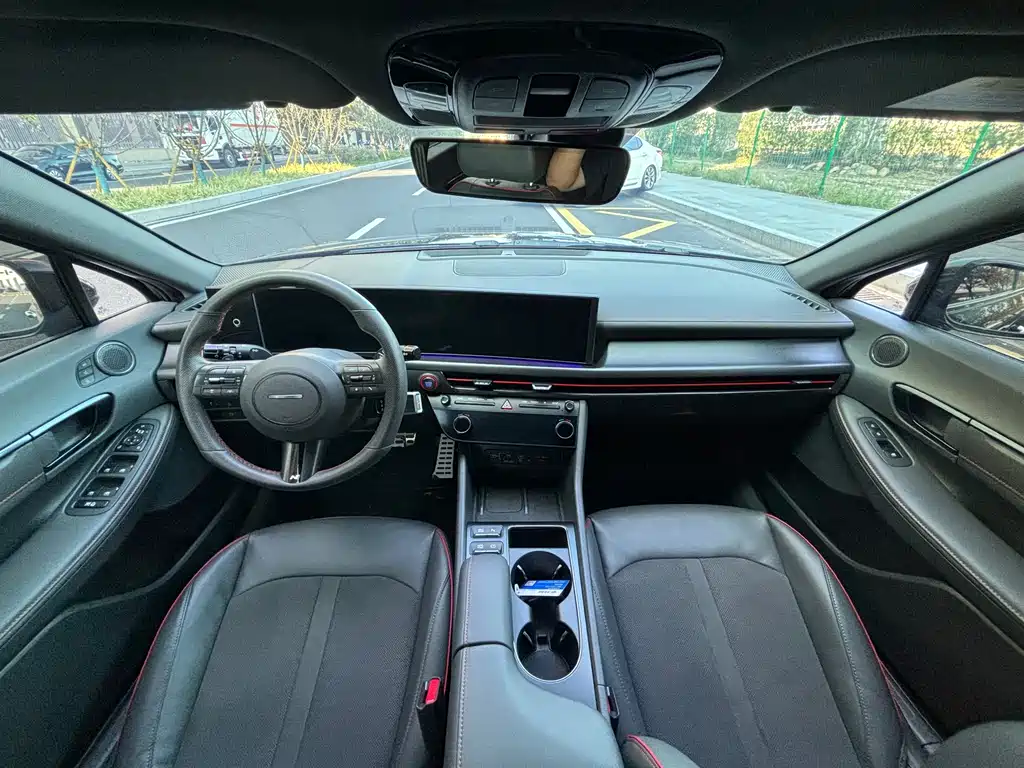 Hyundai Sonata — миниатюра 17