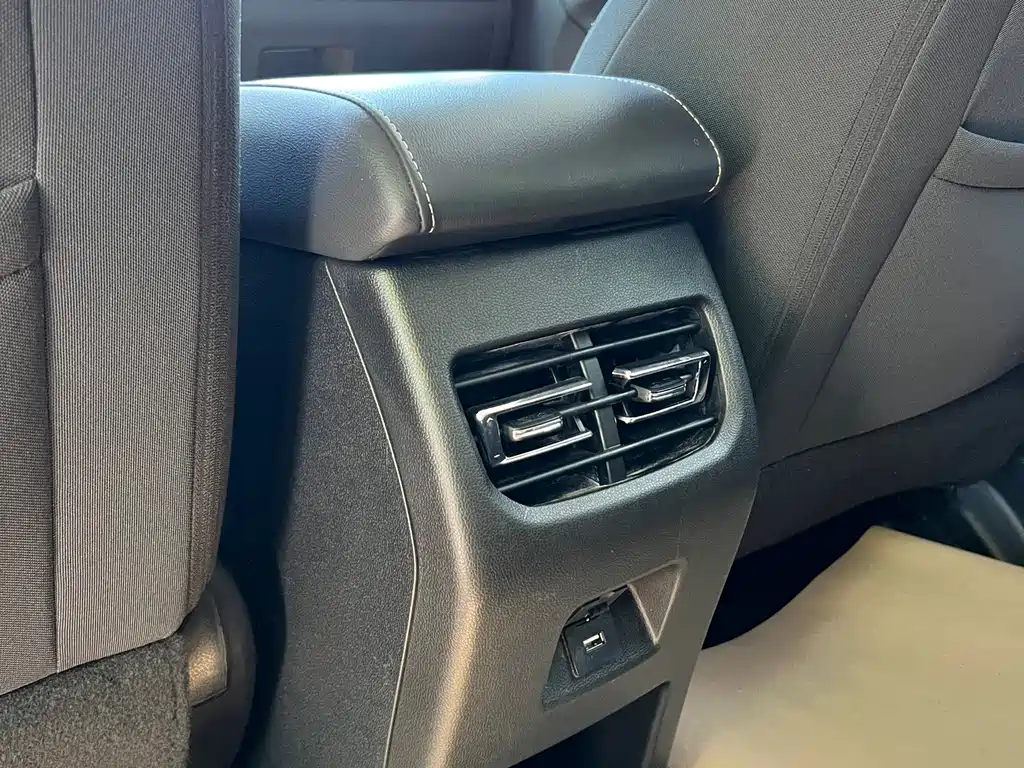 Haval M6 — миниатюра 16