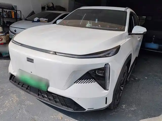 2024 Geely Galaxy L7