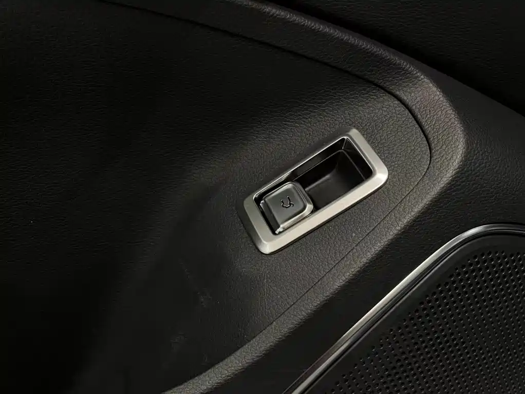 Hongqi Hongqi H5 PHEV — миниатюра 6