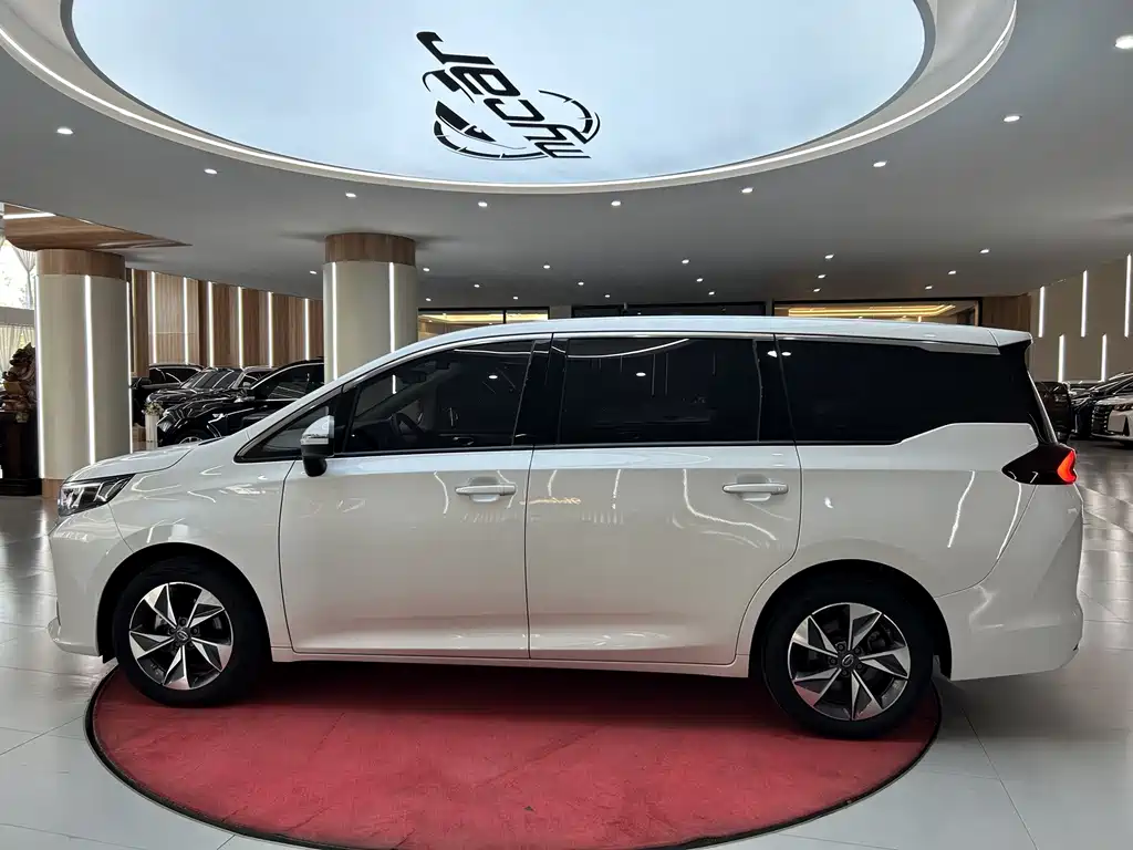 GAC Motor Trumpchi M6 — миниатюра 8