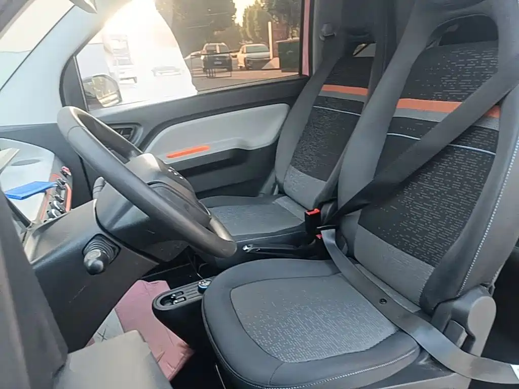 Wuling MINIEV — миниатюра 15