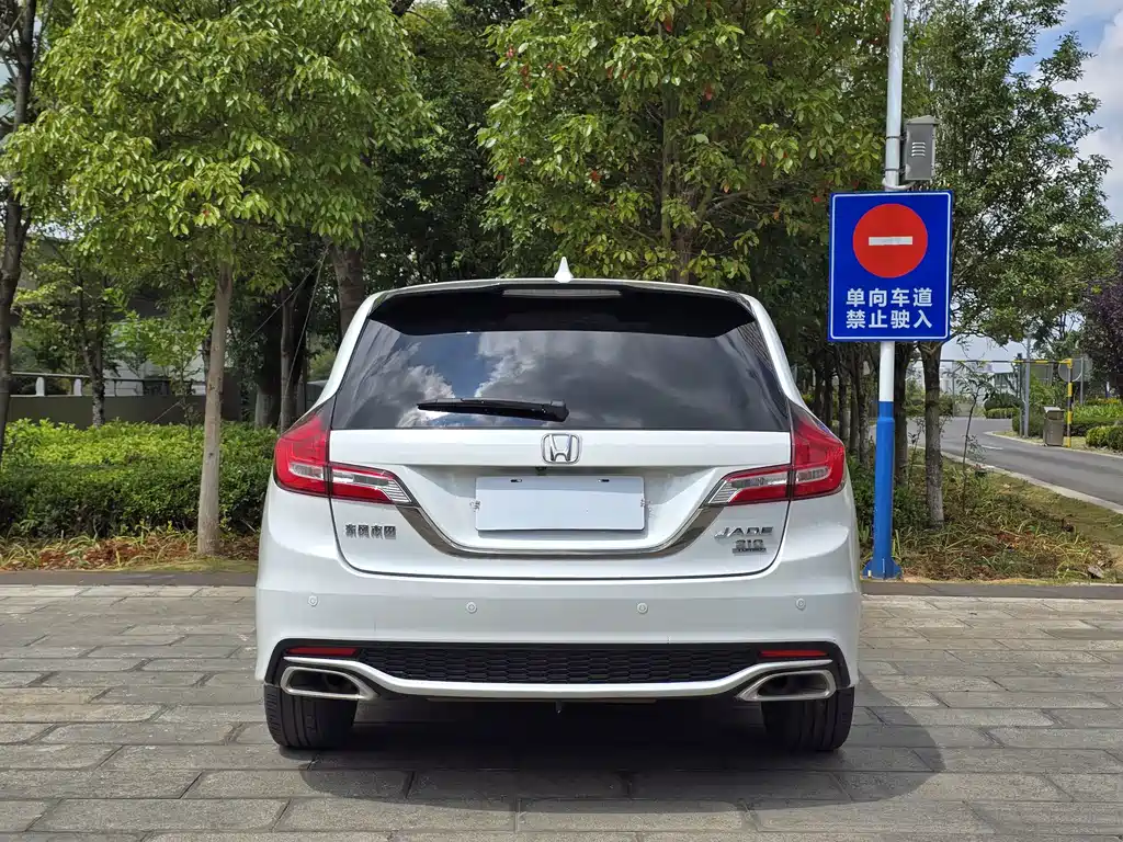 Honda Jade — миниатюра 6