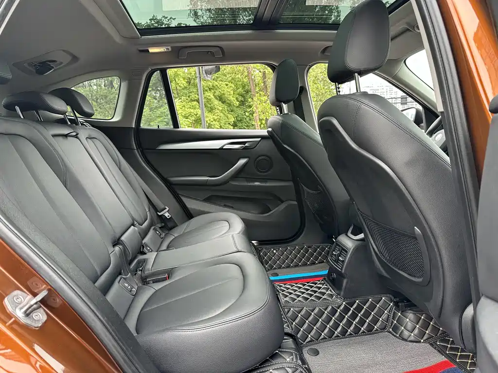 BMW X1 — миниатюра 12