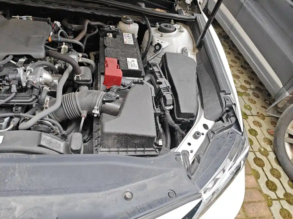 Toyota Camry — миниатюра 22