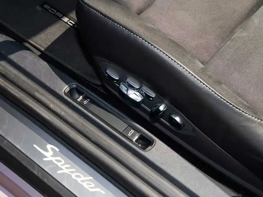 Porsche 718 — миниатюра 8
